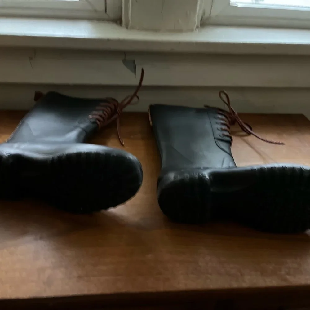 bottega veneta rain boots size 38 (fits us 6) AMAZING boots